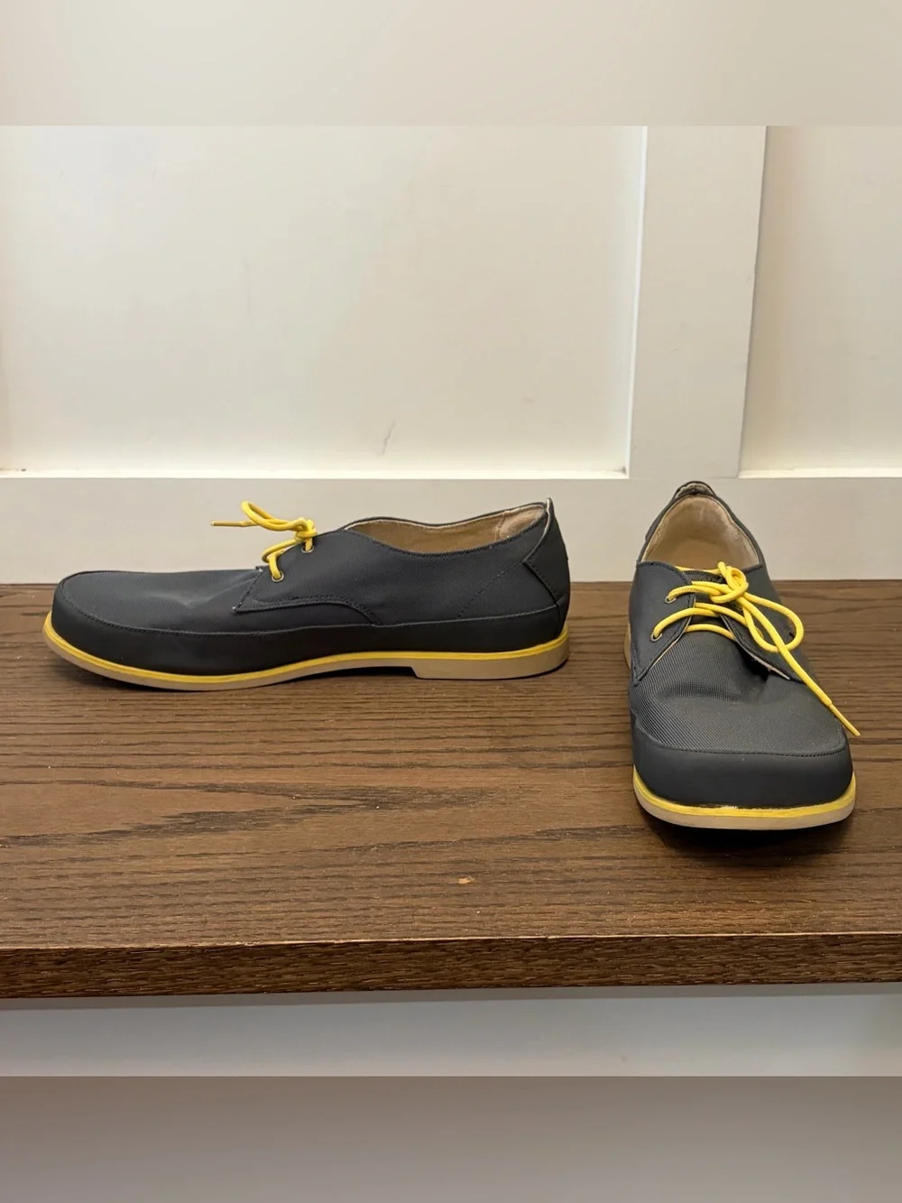 OluKai excellent preloved